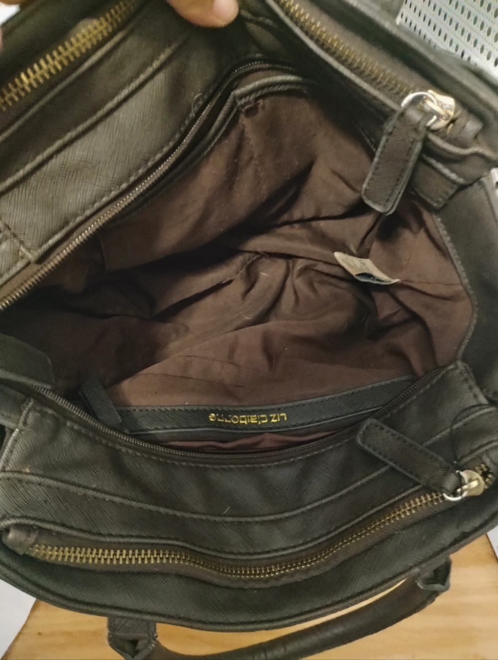 Liz Claiborne Bag - Picture 7 of 8
